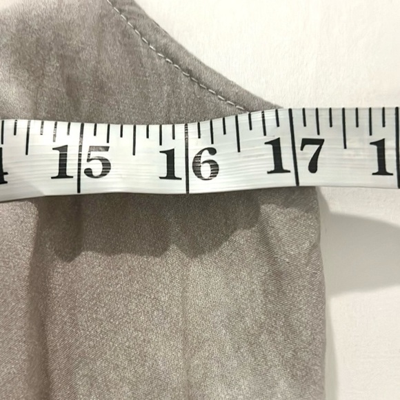 ⭐️UMGEE, FLORAL CROSSED NECK
SLEEVELESS DRESS, MOCHA & SKY, EUC, Size Small - Picture 10 of 11